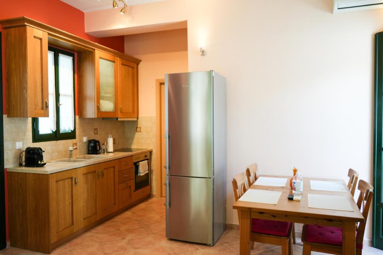 N1 Sokaki Apartment Nafplio Bagian luar foto